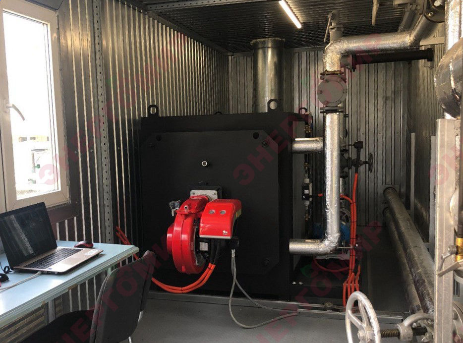 Газовая горелка FBR GAS XP60/MCE-EVO, установленная на термомасляный котел Газовая горелка FBR GAS XP60/MCE-EVO, установленная на термомасляный котел