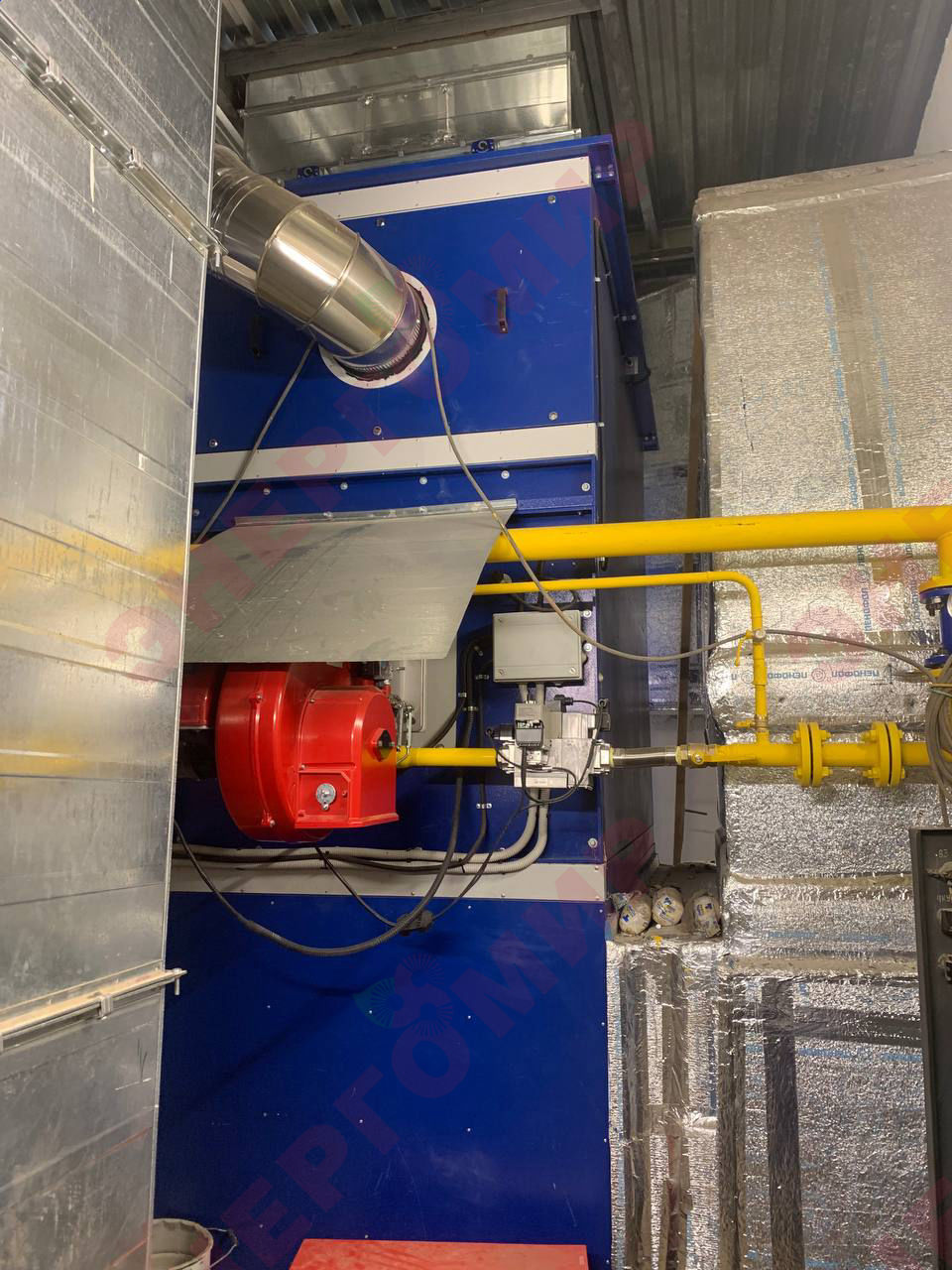 Теплогенератор внутреннего исполнения ВТР-600 с горелкой